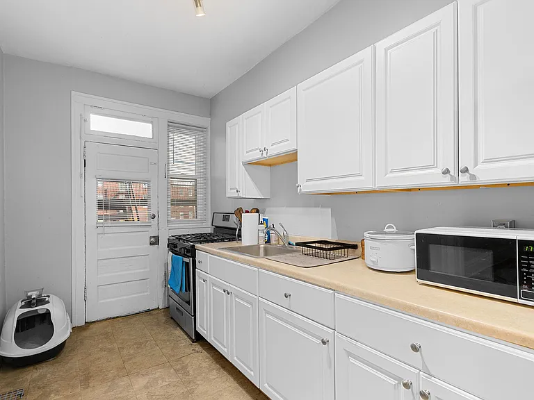 6615 Kingsbury Blvd — Photo 10