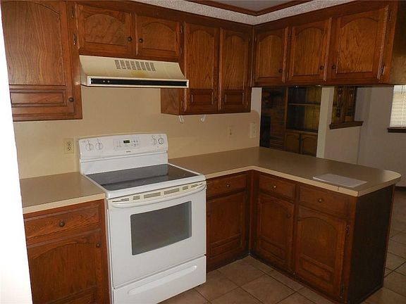 5th image of 12613 Whispering Hollow Dr