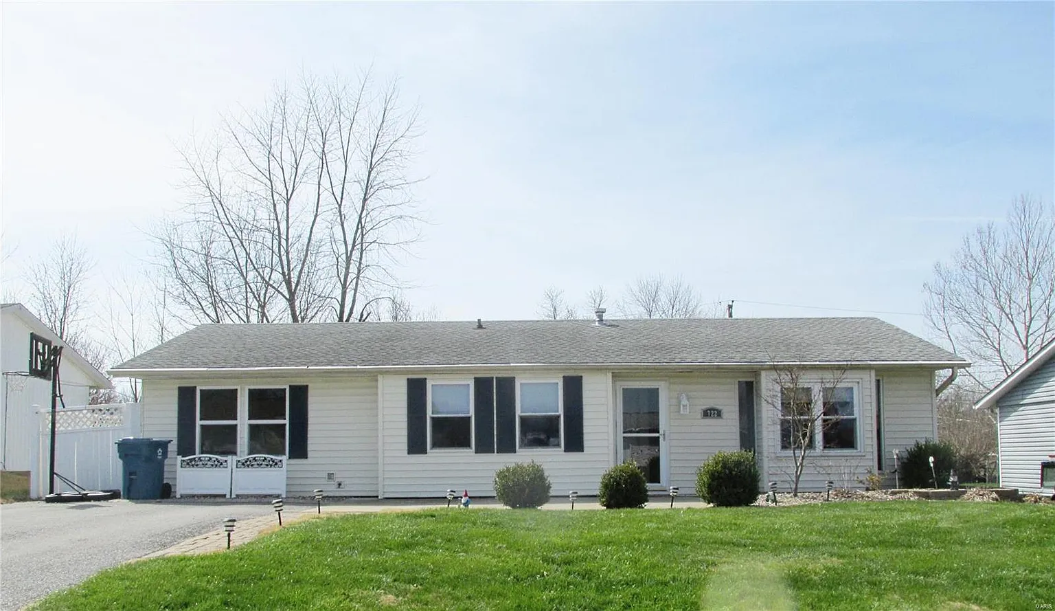 722 Albers Ln photo 1
