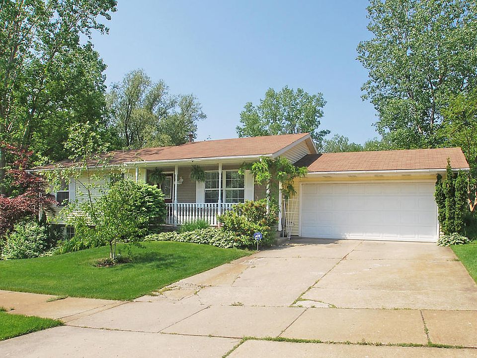 1st image of 3905 York View Dr NW
