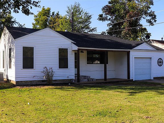 2nd image of 1306 Fairview Ave