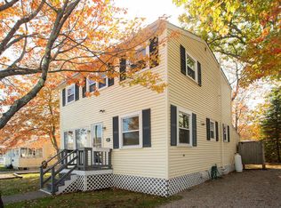 27 Pine St, York, ME 03909