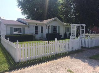 610 S 1st St, Owensville, MO 65066