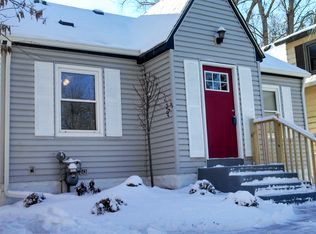 1154 5th St E, Saint Paul, MN 55106