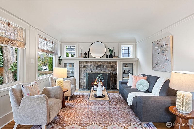 5th image of 6228 26th Avenue NE