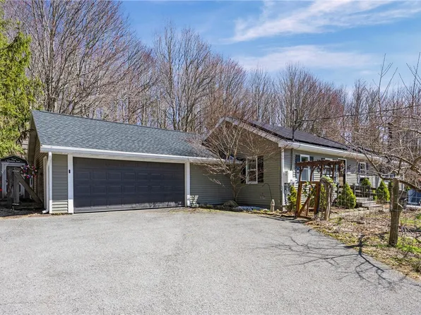 6561 Gulick Rd, Naples, NY 14512