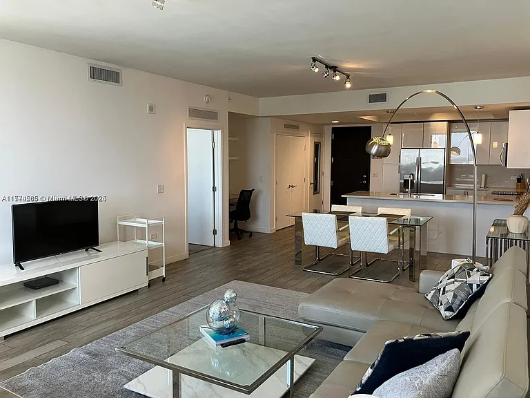 999 SW 1st Ave #2413 — Photo 5