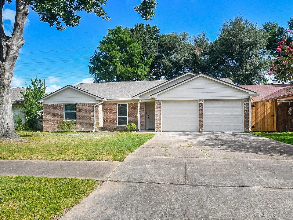10442 Norton Dr