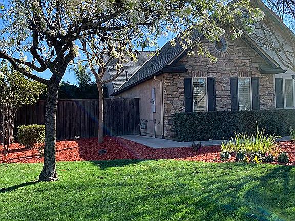 3rd image of 3459 N Conestoga Ct