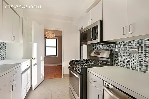 Rented by Corcoran | media 13