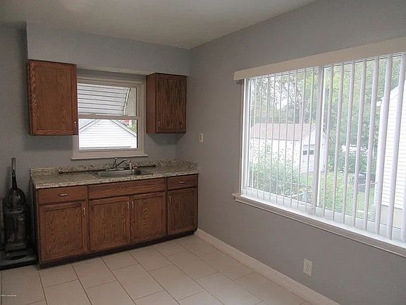 3rd image of 4328 S 2nd St