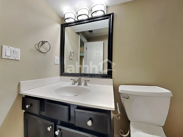 6105 Braidwood Ct — Photo 22