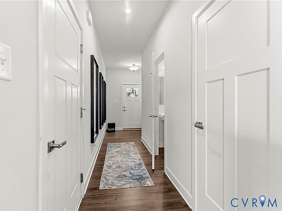 4th image of 10212 Wenden Way