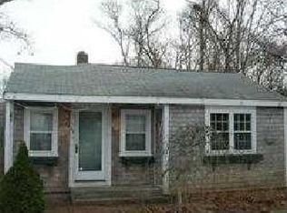 22 Suomi Rd, Hyannis, MA 02601