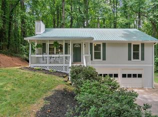 9360 Resort Cir, Gainesville, GA 30506
