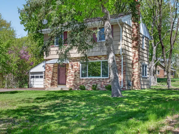 373 105th Ave NE, Blaine, MN 55434