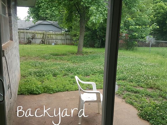 5th image of 1620 Rock Hollow Dr