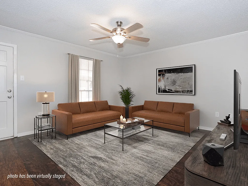 21 South Parkview — Photo 1