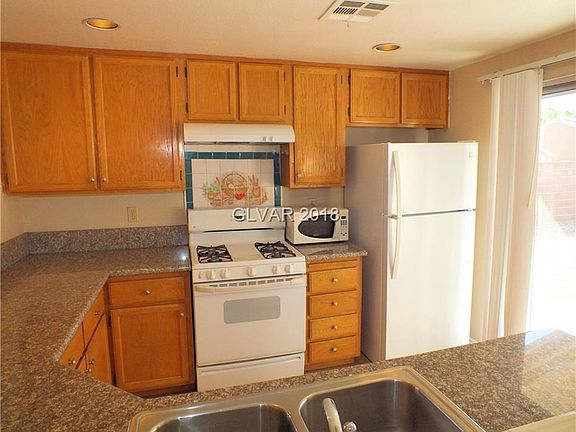 4th image of 1453 Lodgepole Dr