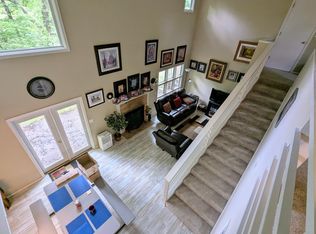 1649 Talking Rocks Road, Branson West, MO 65737