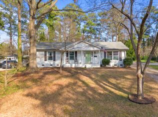 5940 Wintergreen Dr, Raleigh, NC 27609