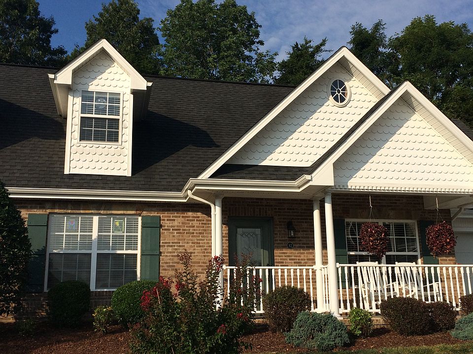 1st image of 82 Hiddenbrook Ln