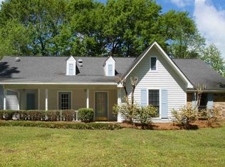 206 Haddon Cir, Brandon, MS 39047