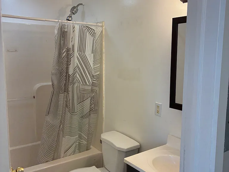 161 Caroline St #2 — Photo 15