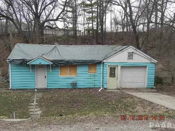 228 Maywood Ave, Creve Coeur, IL 61610