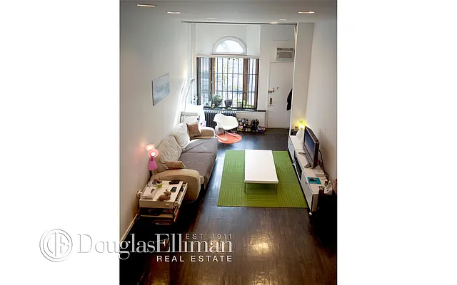 Rented by Douglas Elliman | media 32