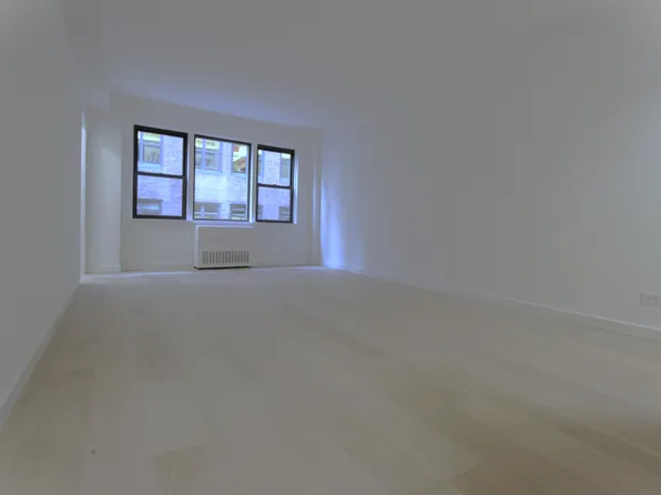 240 East 46th Street image 5 of 11