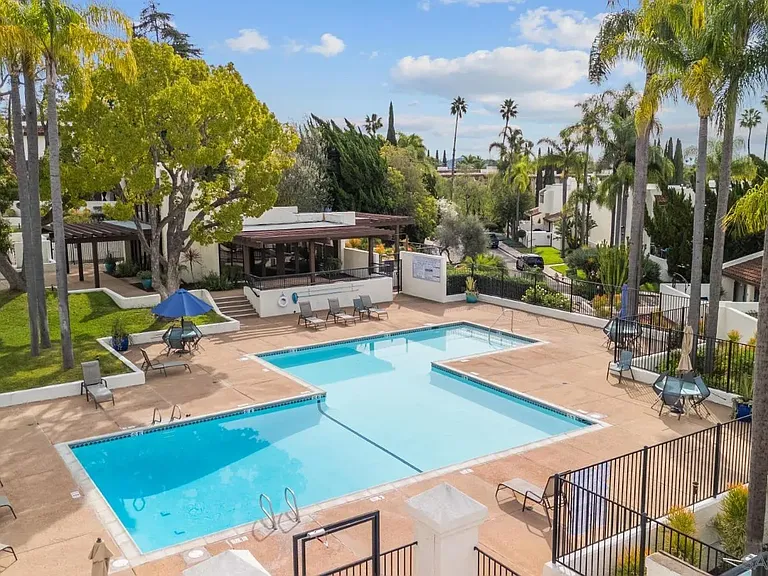 7410 Caminito Carlotta — Photo 11