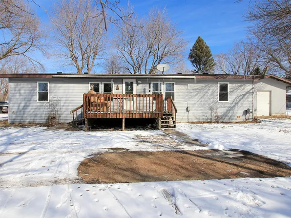 541 NW 3rd St, Buffalo Lake, MN 55314
