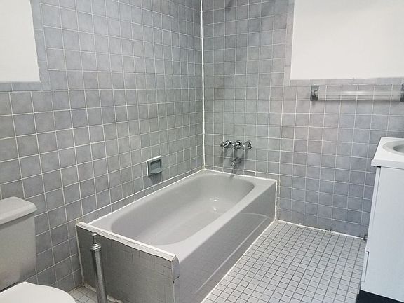 5th image of 303 W 107th St #2SE