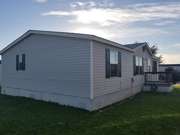 5th image of 1031 Bandera St