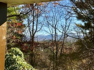 137 Culpepper Ln, Weaverville, NC 28787