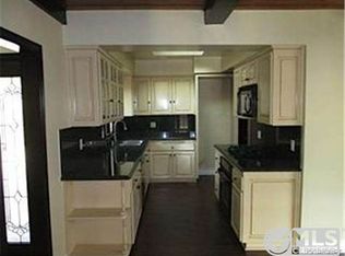 8547 Belmar Ave, Northridge, CA 91324