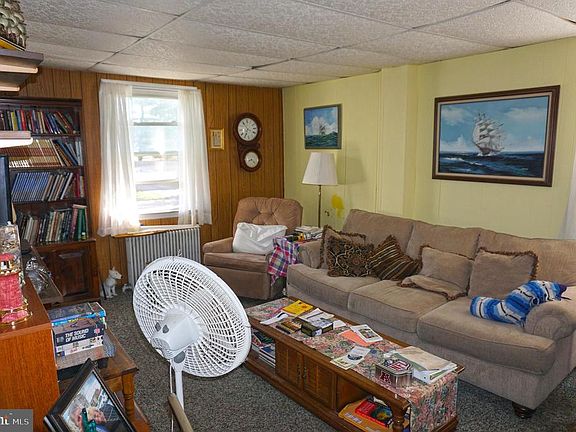 5th image of 507 Essex Ave