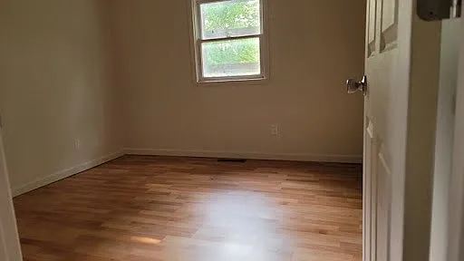 124 Russell Ave #1 — Photo 5