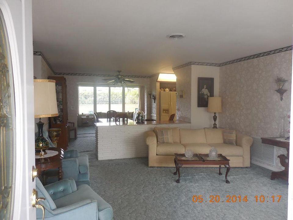1st image of 2050 N Palm Cir