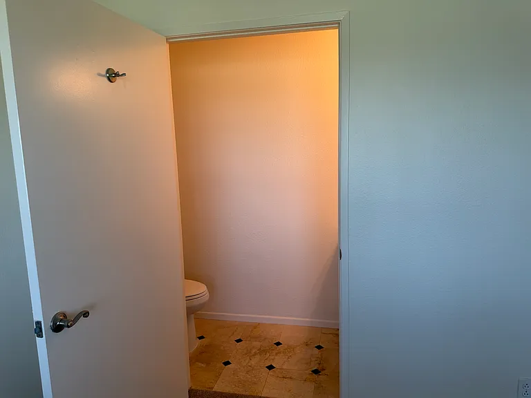 4624 W Point Loma Blvd #9 — Photo 32