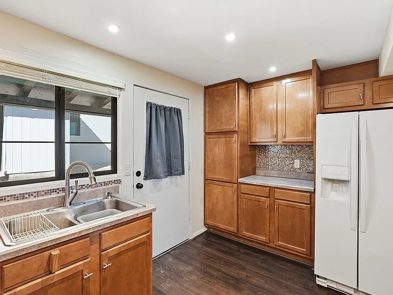 478 S Paseo Madera #B — Photo 17
