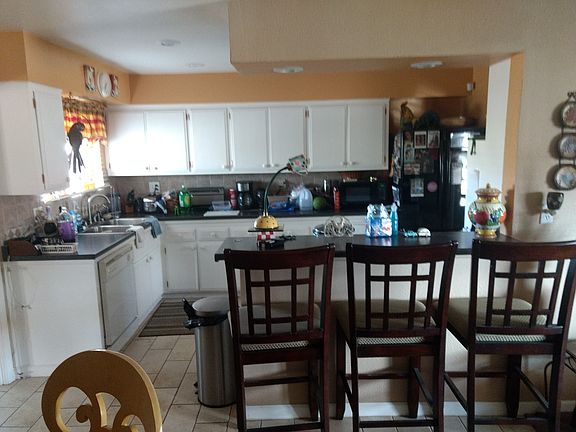 4th image of 10218 W Desert Hills Dr