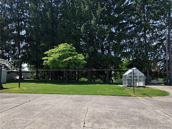 3rd image of 67156 Joella Dr