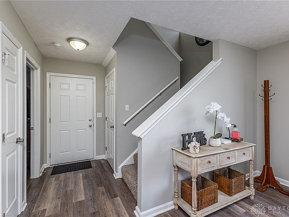 4th image of 1107 Sunset Dr