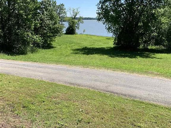 2nd image of 508 Bay Shore Dr