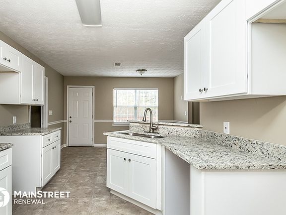 5th image of 900 Vernon Dr