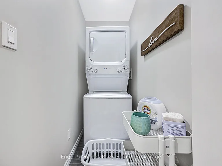 6 Lawrence St #B — Photo 14