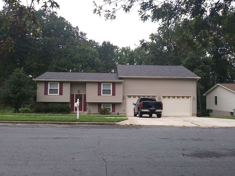 1st image of 334 Council Oak Dr