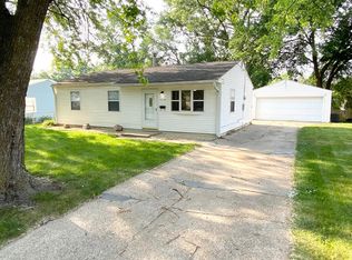 4016 E Seneca Ave, Des Moines, IA 50317